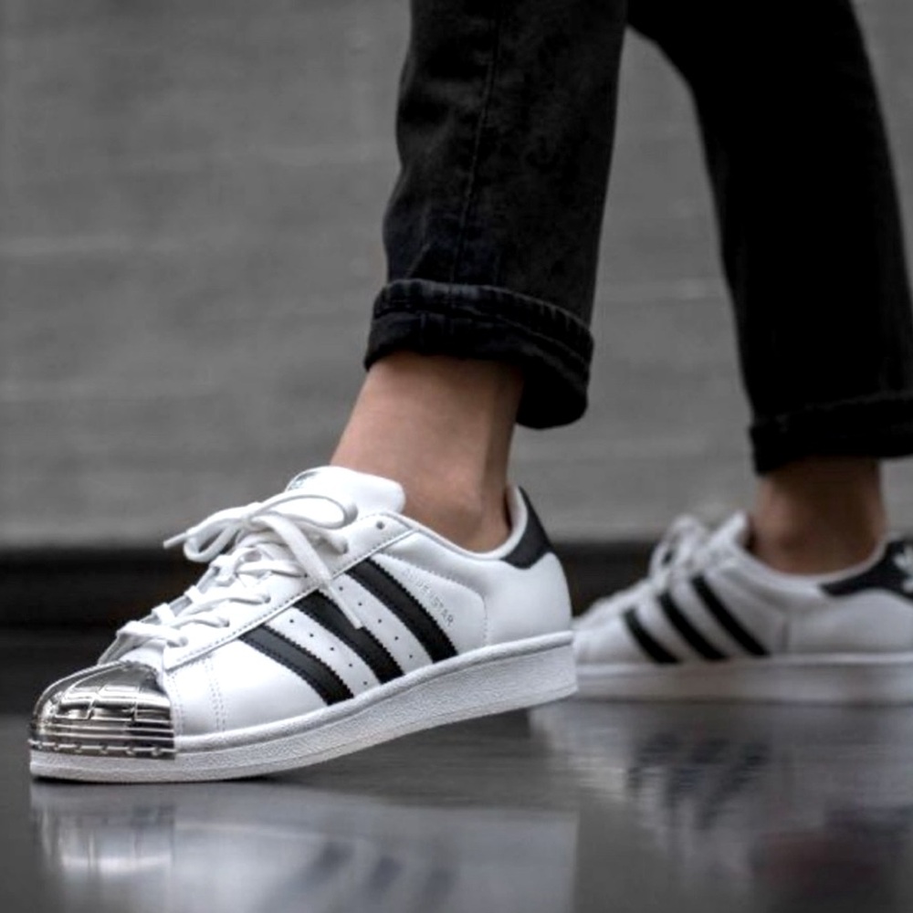 Adidas superstar with silver toe